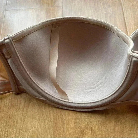 Savage x Fenty Core Microfiber Strapless Bra, Honey Nude, Size 38B - Picture 11 of 16